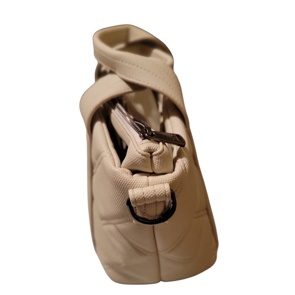 Euc Lug Dory Cream Quilted Tote Bag - Picture 3 of 9